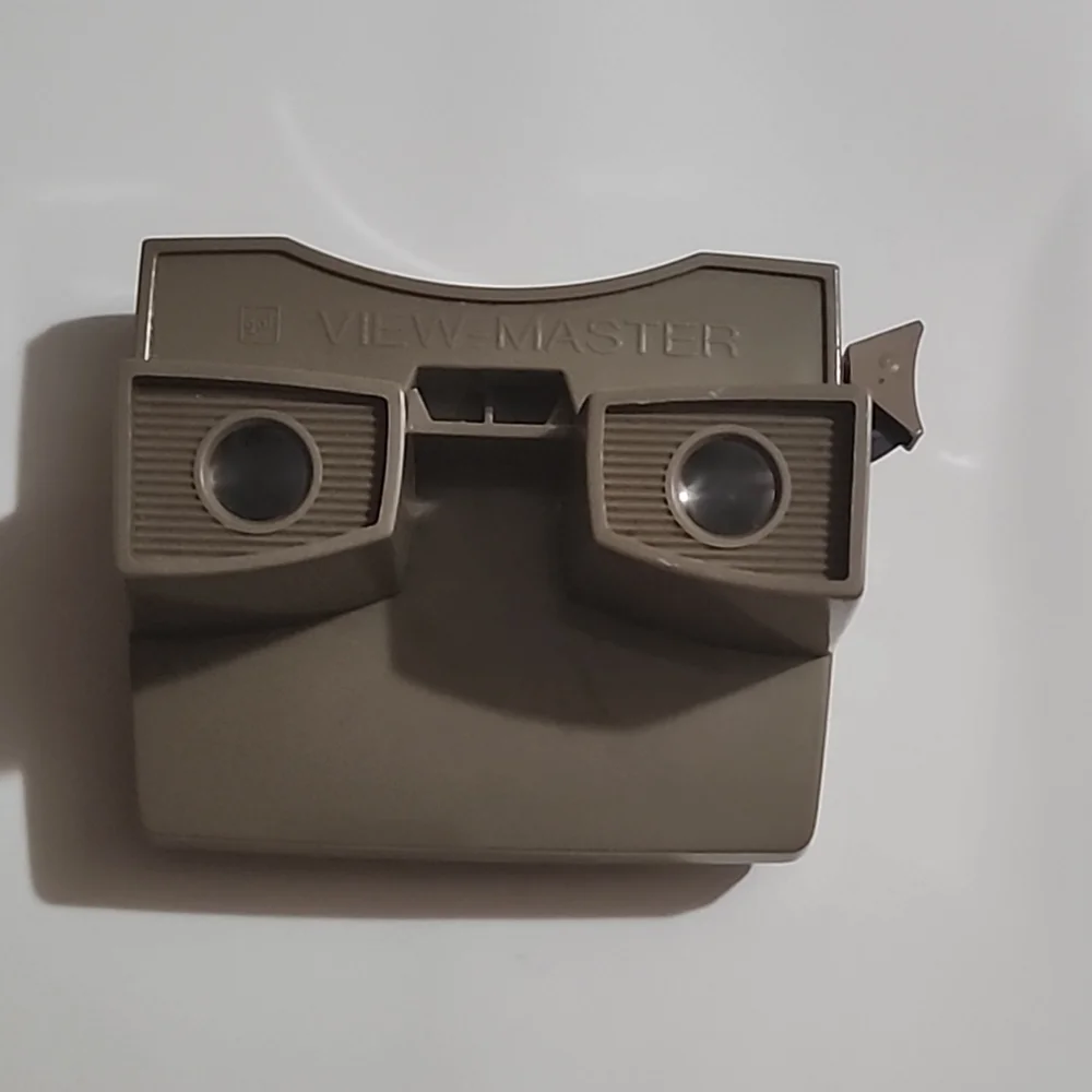 Vintage 1960s-70s View-Master Viewer Toy Gray Model - Picture 2 of 2
